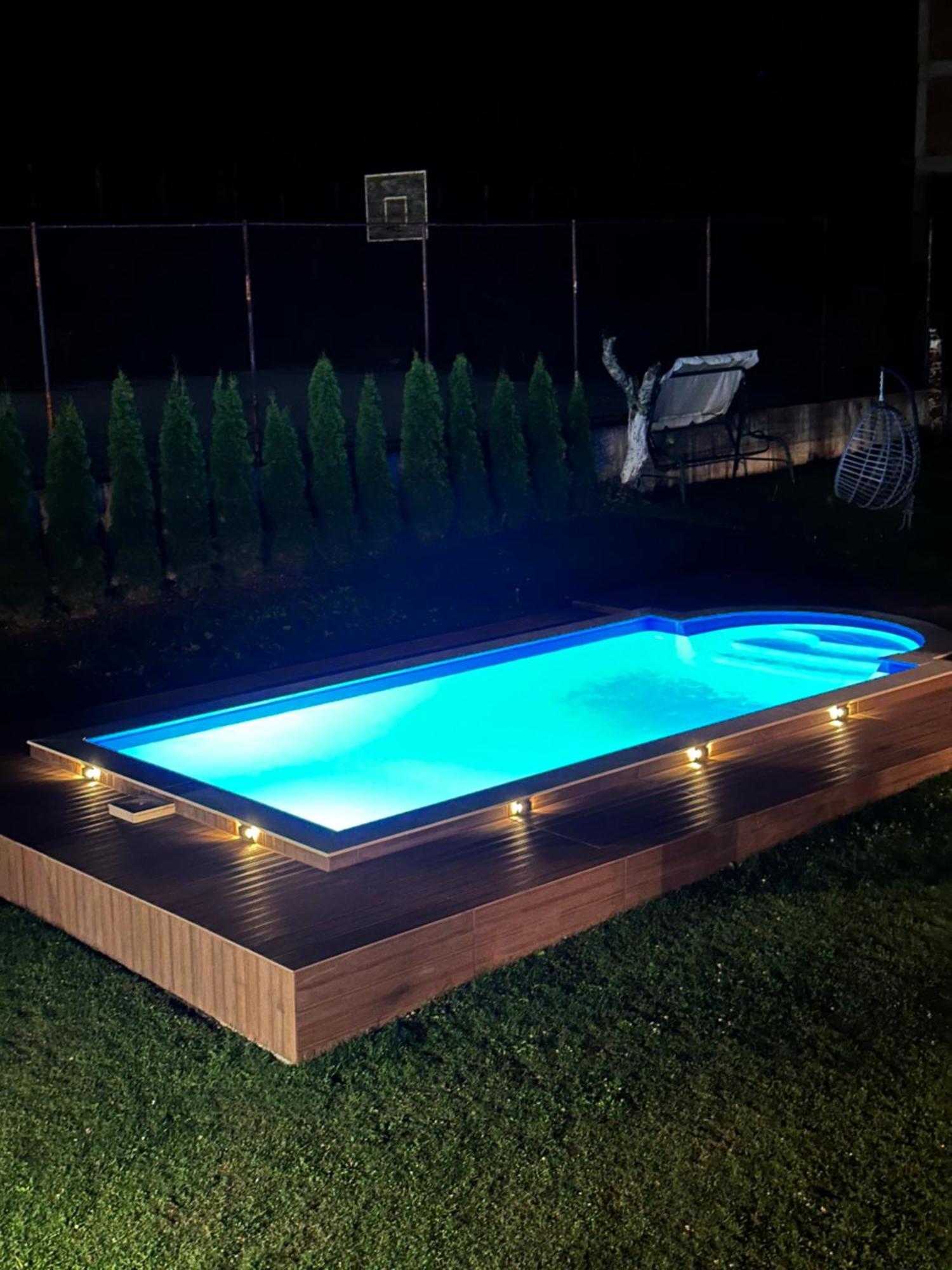 Villa Paradise เบลิอิสการ์ ภายนอก รูปภาพ